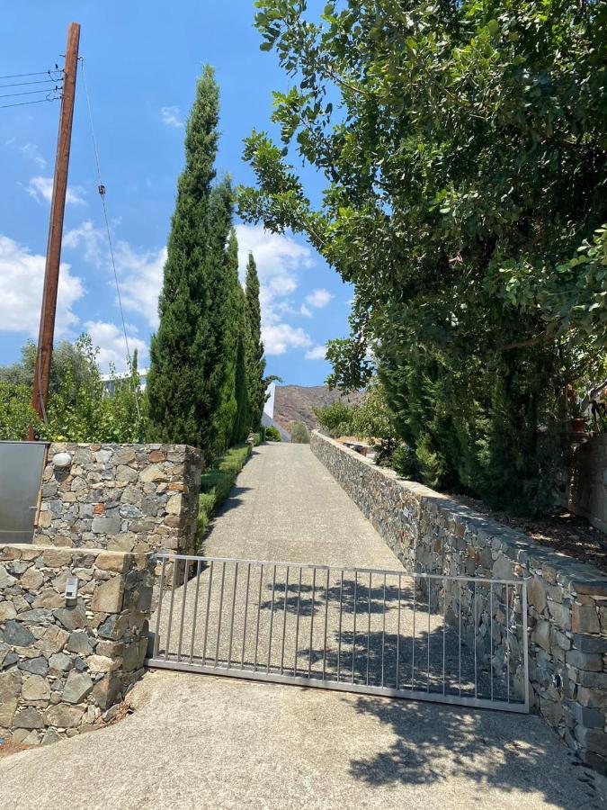 Luxury Pluto Stunning Mountain Views Villa Ora