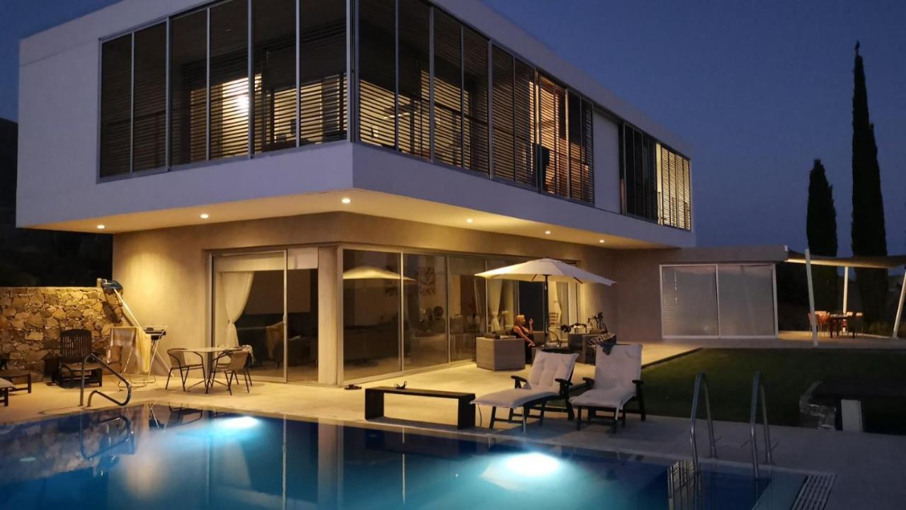 Luxury Pluto Stunning Mountain Views Villa *